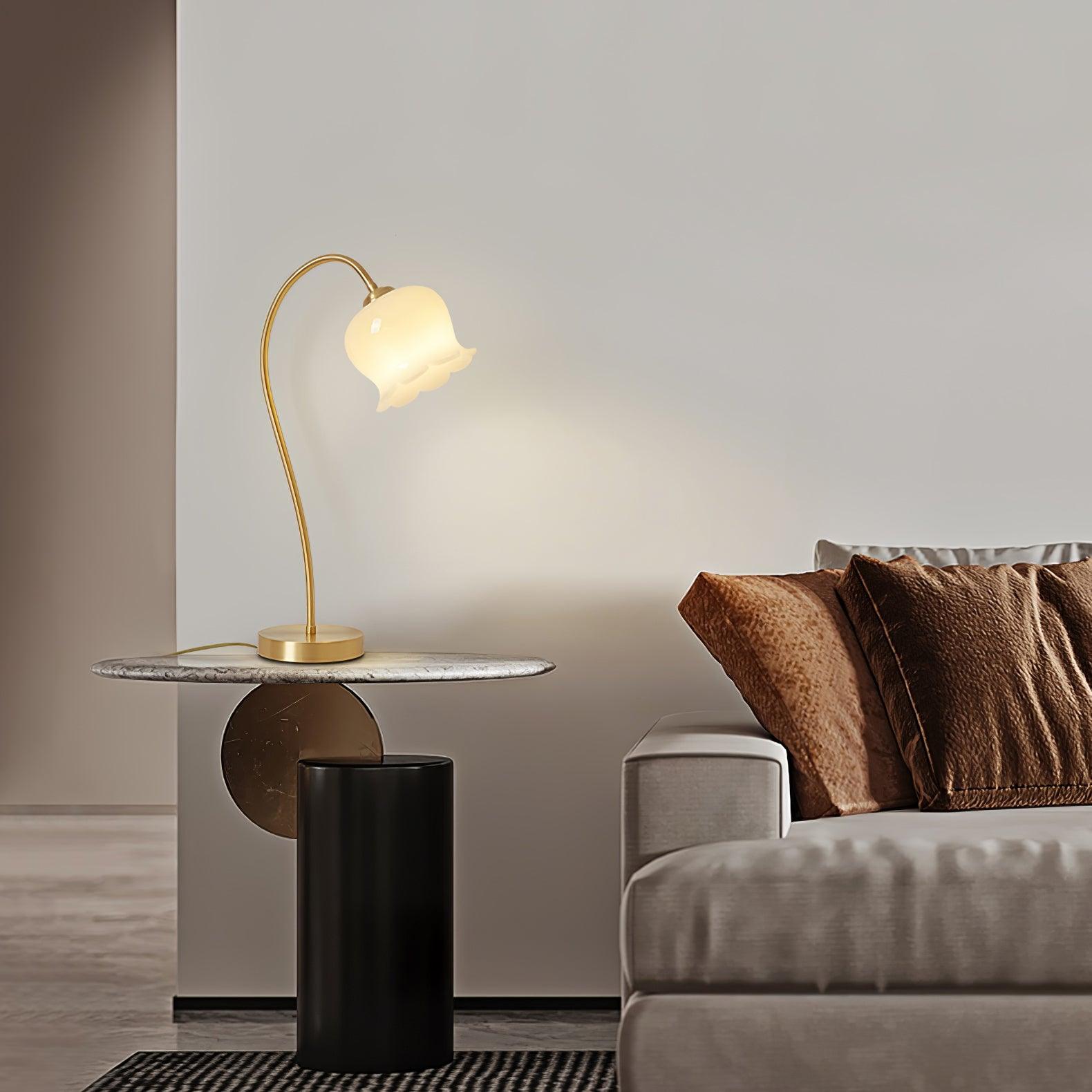 The Art of Lighting: How to Select a Bedside Table Lamp for Your Reading Nook