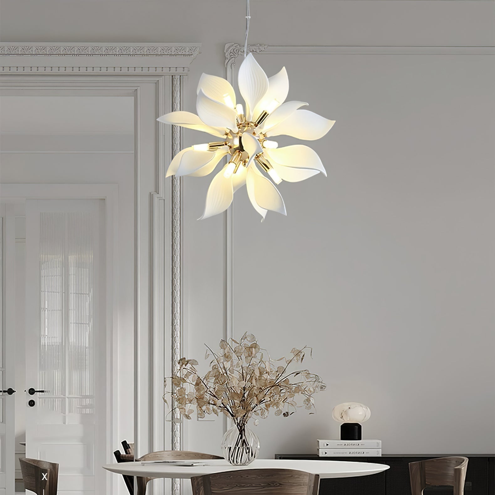 Lustre de Pétalas de Cerâmica Florescendo