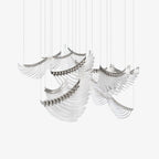 Lustre de asas de penas de pássaro