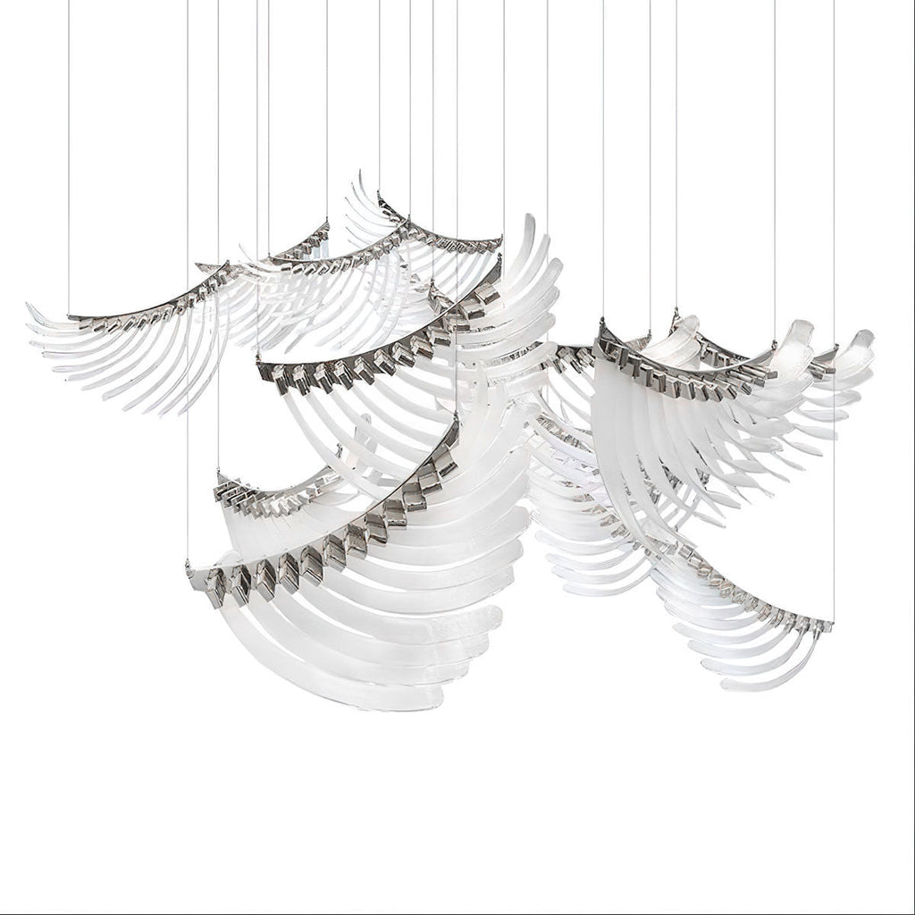 Lustre de asas de penas de pássaro