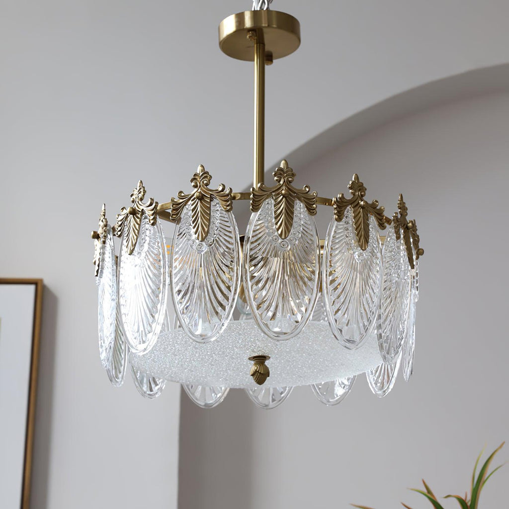 Lustre redondo de vidro com padrão decorativo 