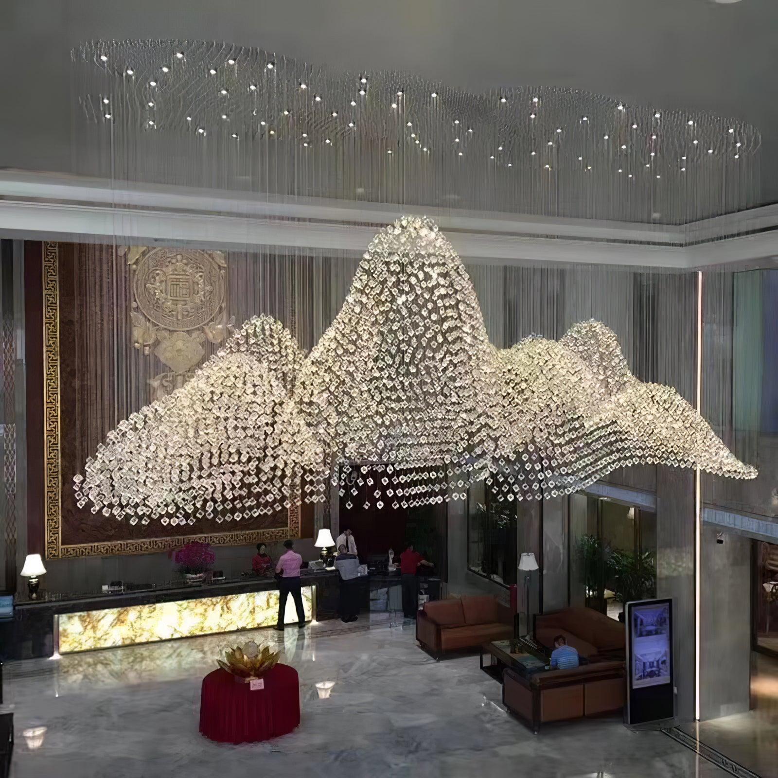 Lustre de pedra de cristal multicolorido