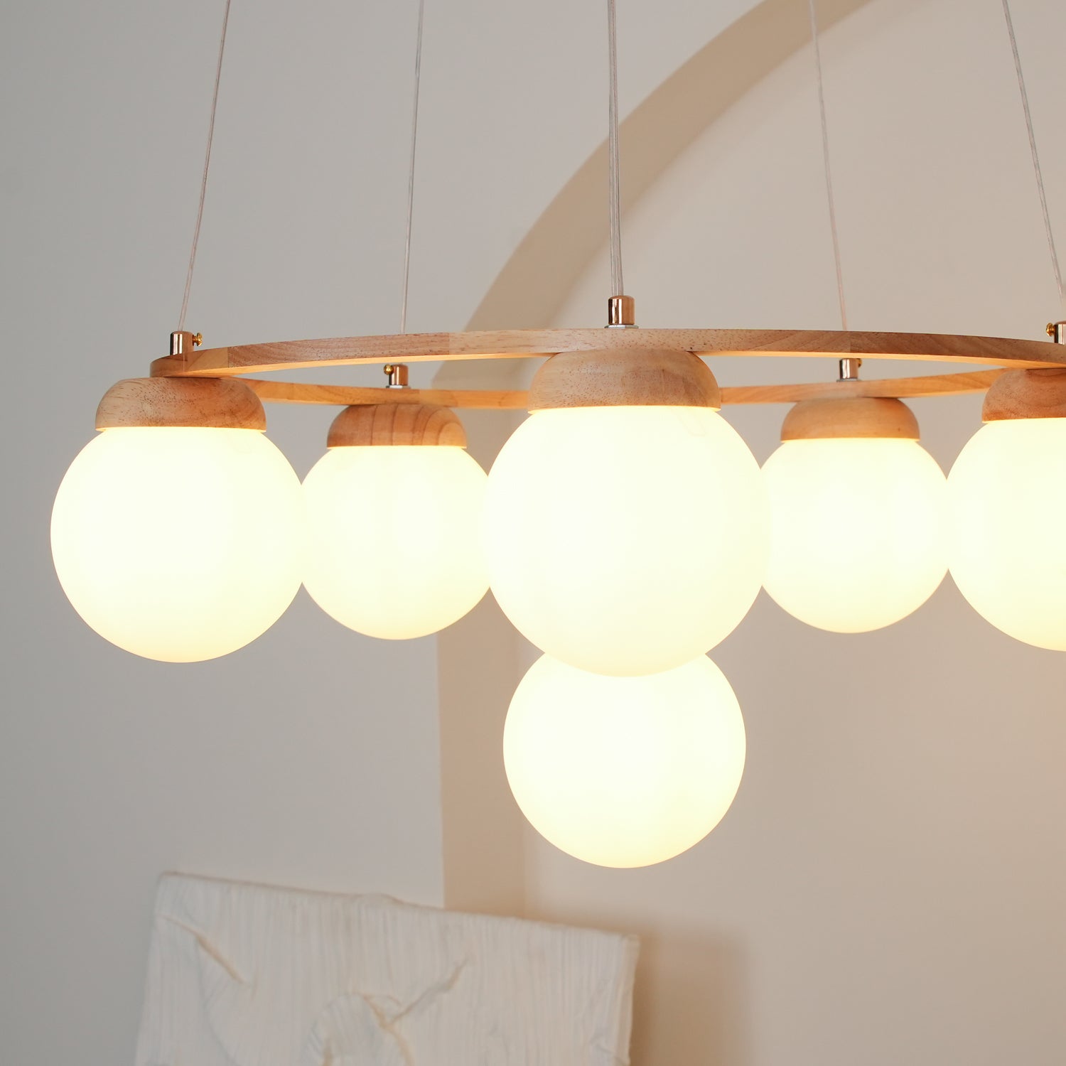 Lustre de madeira Miira 