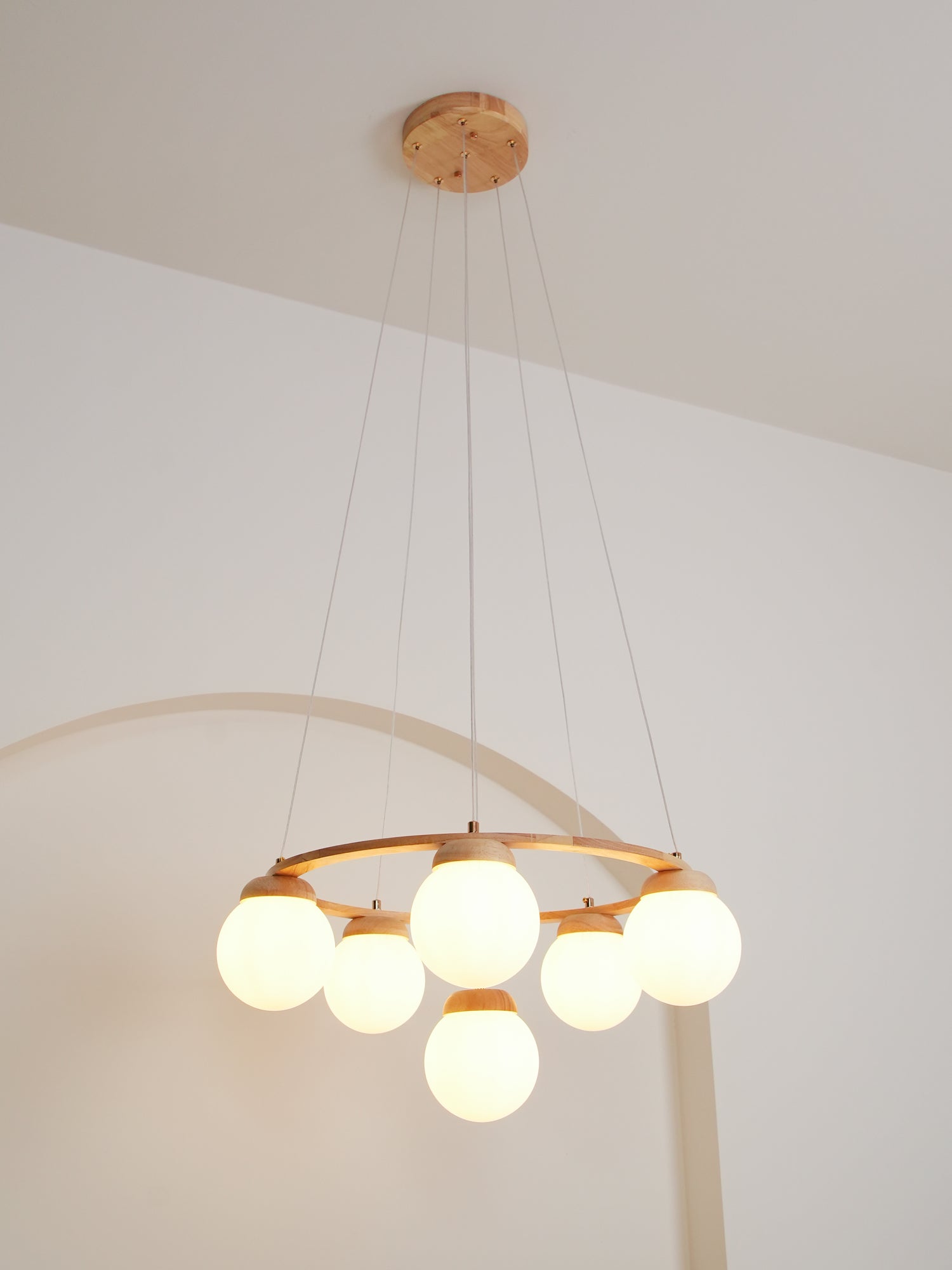 Lustre de madeira Miira 