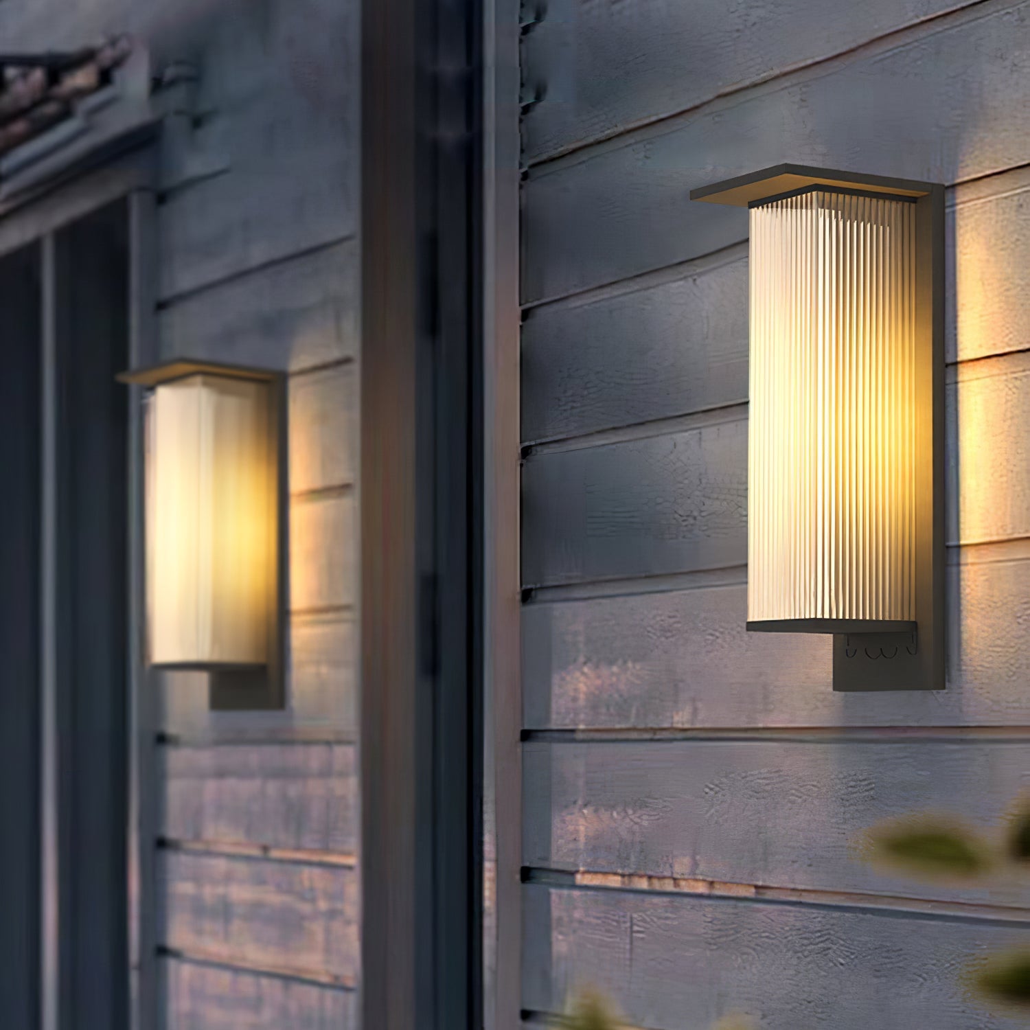 Oleron Box Outdoor Solar Wall Lamp