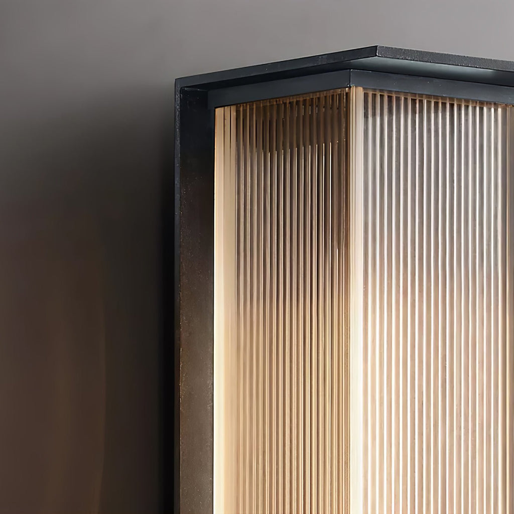 Oleron Box Outdoor Solar Wall Lamp