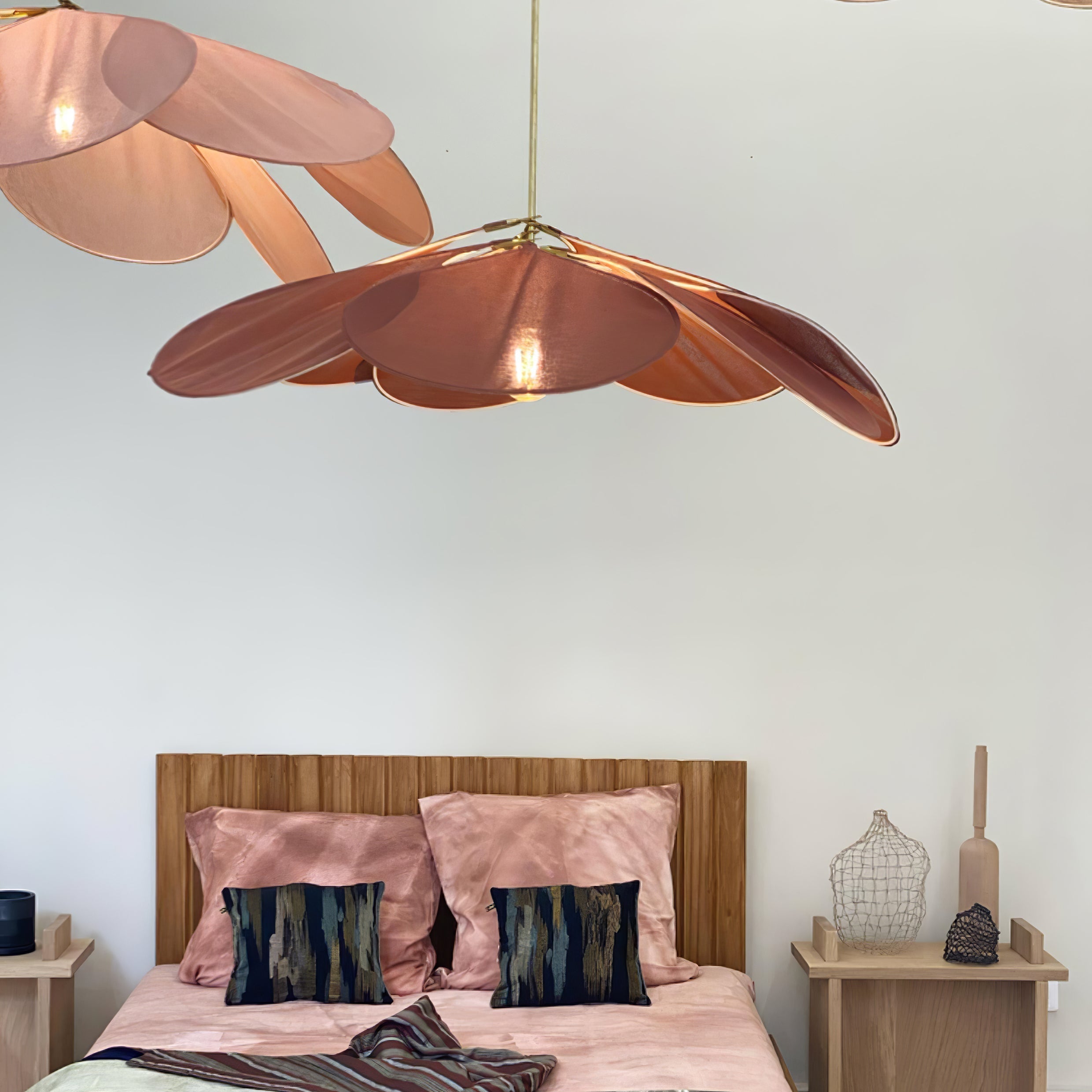 Precieuse Petals Pendant Lamp