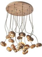 Lustre de madeira em formato de abóbora